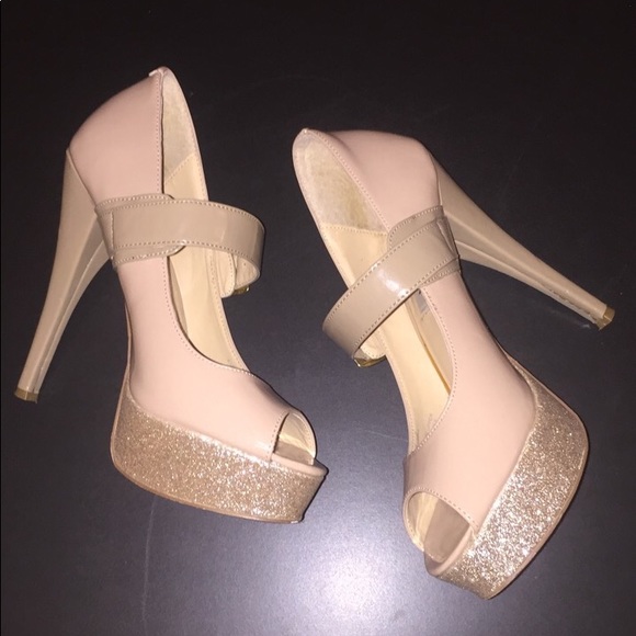 Steve Madden Nude and sparkly platform heels! - Picture 8 of 8